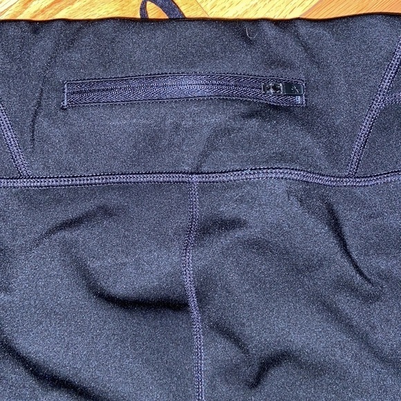 Athleta Color Block Leggings, EUC, barely worn, size M - Picture 6 of 10